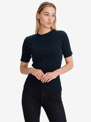 Lee Tricou