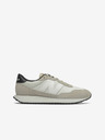 New Balance Teniși