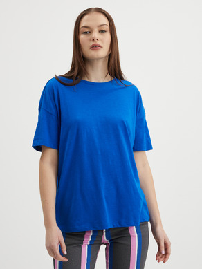 Noisy May Mathilde Tricou