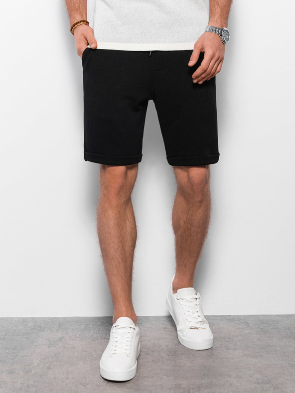 Ombre Clothing Pantaloni scurți Negru