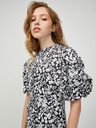 Vero Moda Rochie albă și neagră cu flori și mâneci balon VERO MODA Lydia