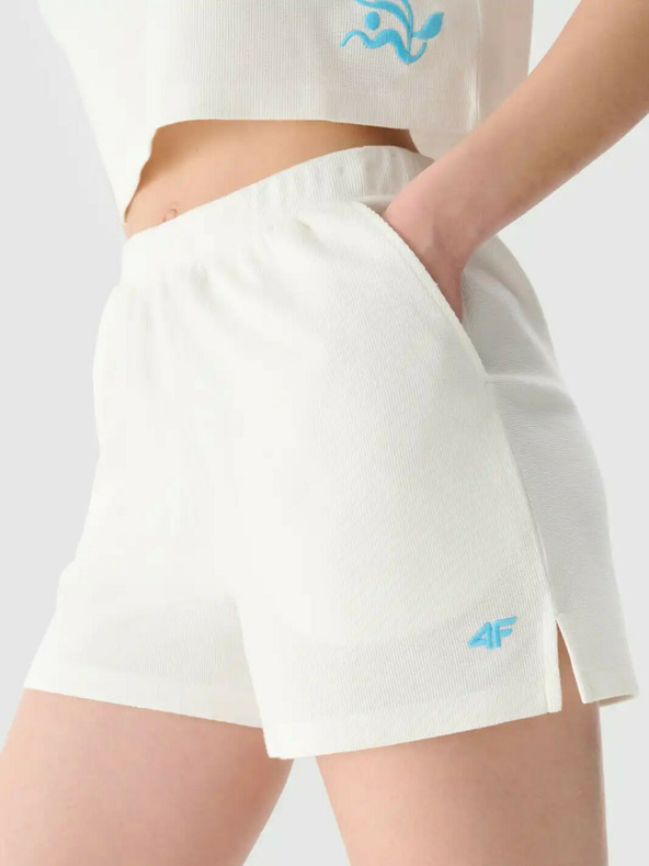 4F Pantaloni scurți pentru femei 4F
